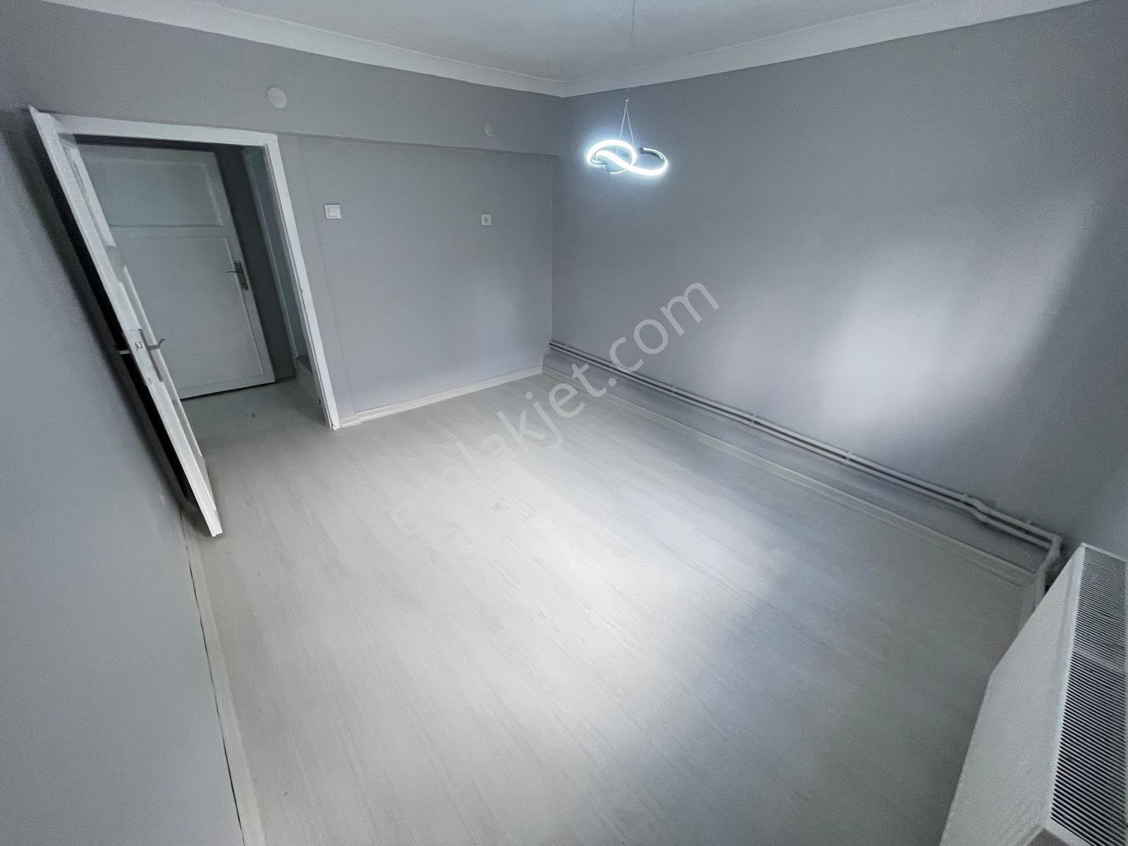 Sincan Malazgirt Mah'de 3+1 Yapılı Kilerli Ferah Daire — fotoğraf 17