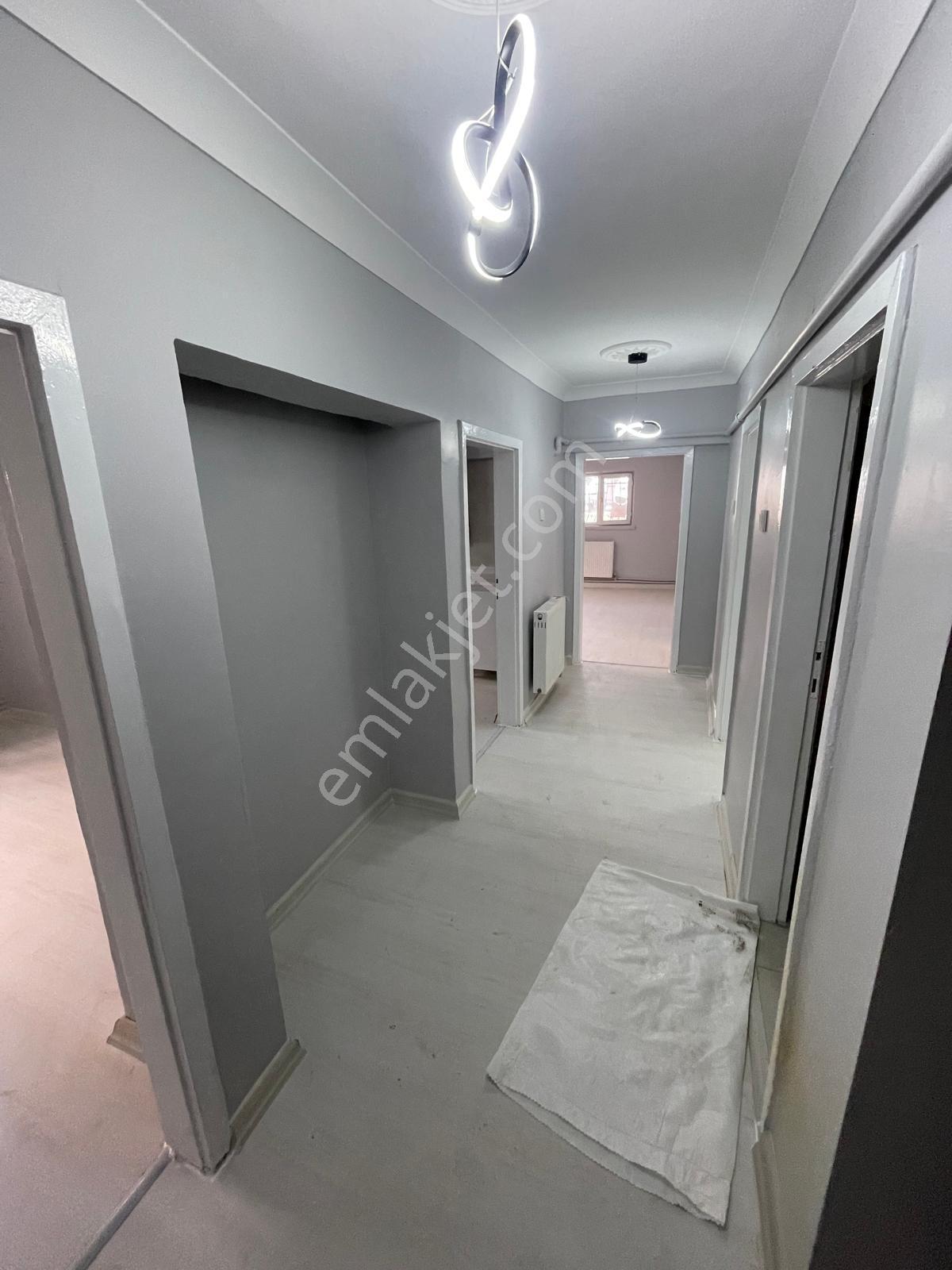 Sincan Malazgirt Mah'de 3+1 Yapılı Kilerli Ferah Daire — fotoğraf 23