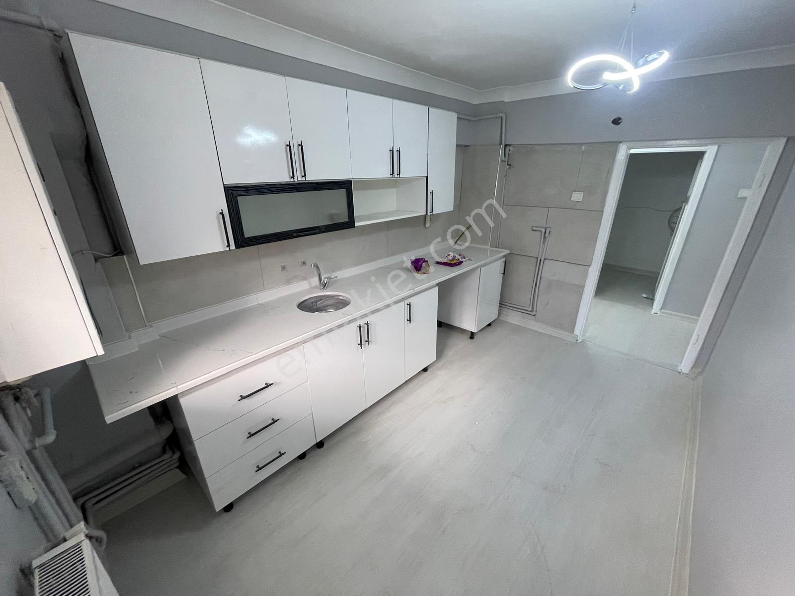 Sincan Malazgirt Mah'de 3+1 Yapılı Kilerli Ferah Daire — fotoğraf 26