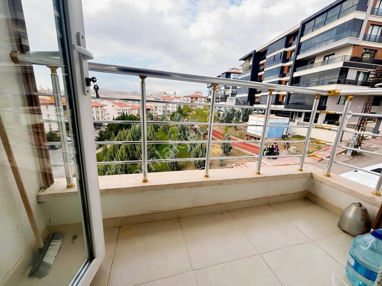 Atapark'da Fırsat Daire!!! 3+1 Manzaralı Çift Banyolu Asansörlü — fotoğraf 27