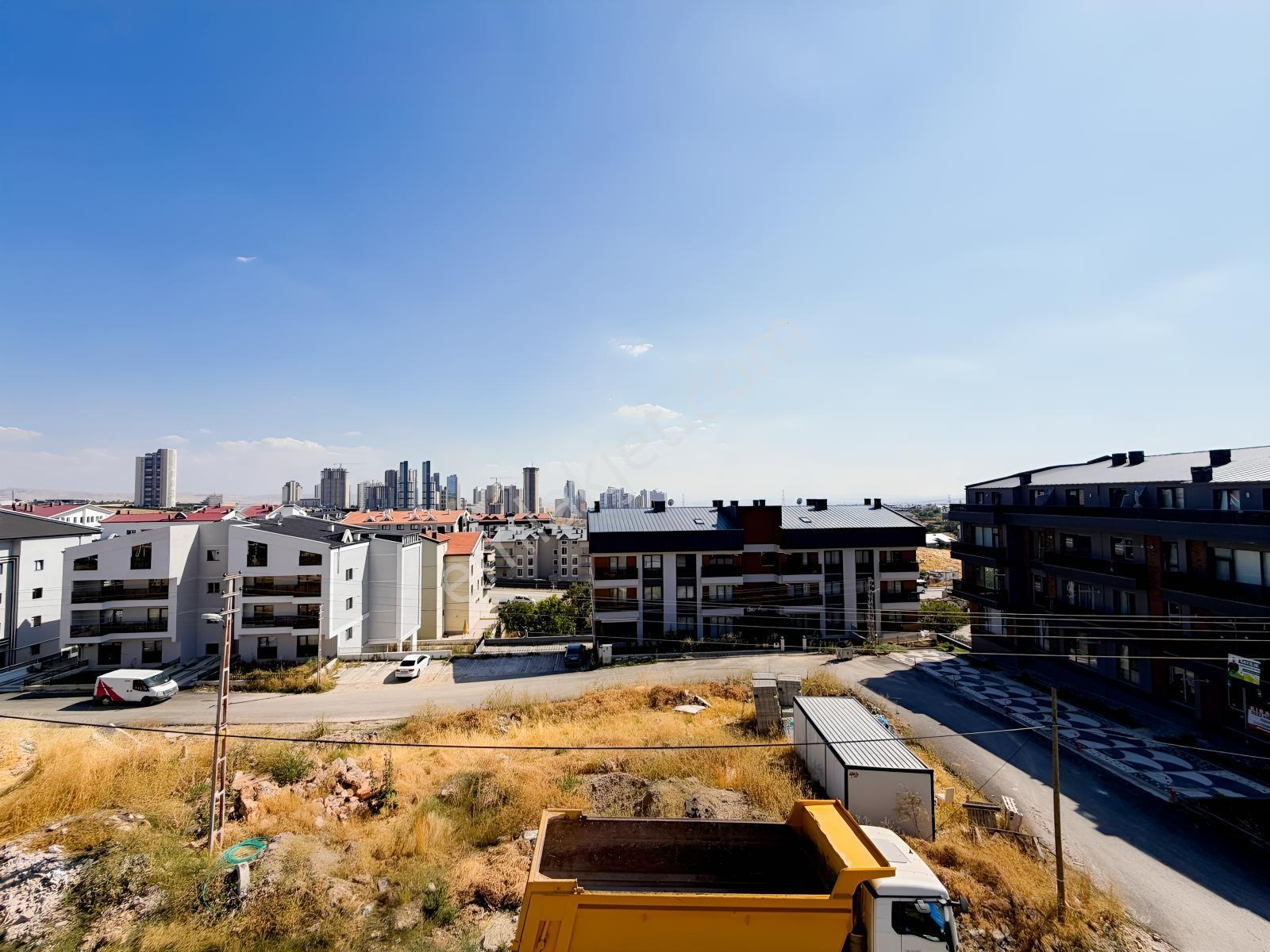 İncek Taşpınar Tamamına Kredi Çatı Eğimsiz İmkanlı Satılık 2+1 — fotoğraf 8