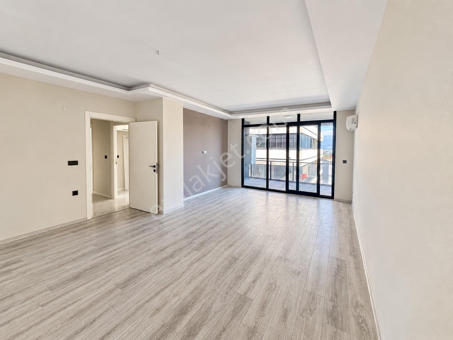 Expert'ten Viale House Sitesi'nde Satılık 3.5+1 Geniş Daire — fotoğraf 2