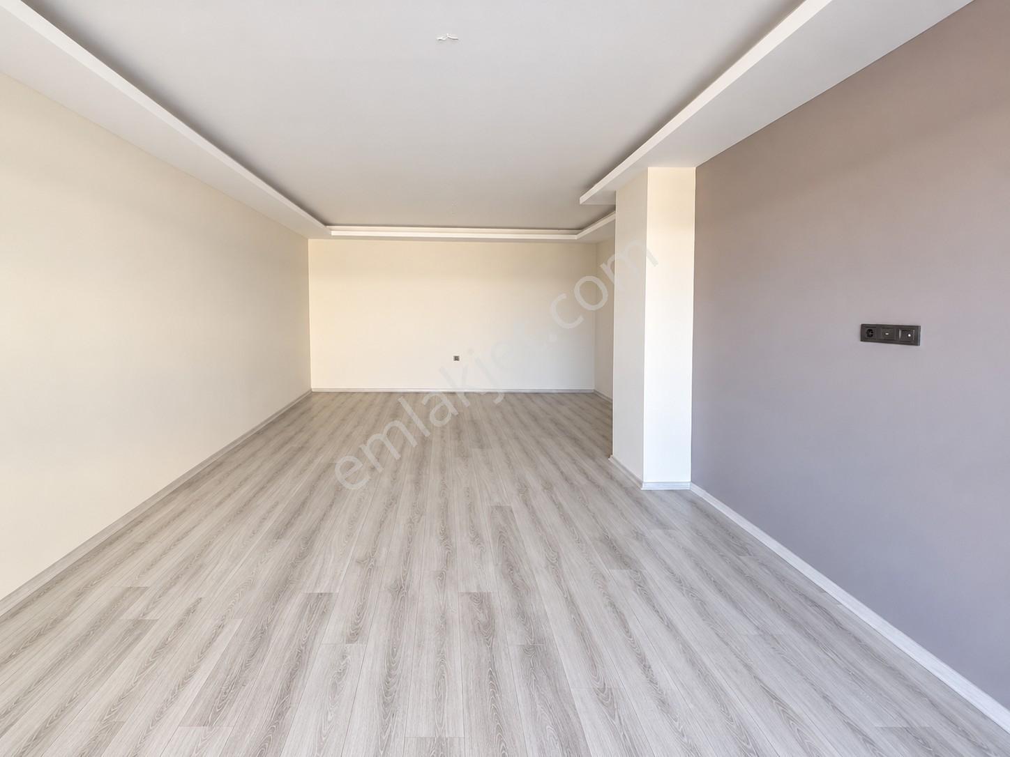 Expert'ten Viale House Sitesi'nde Satılık 3.5+1 Geniş Daire — fotoğraf 3