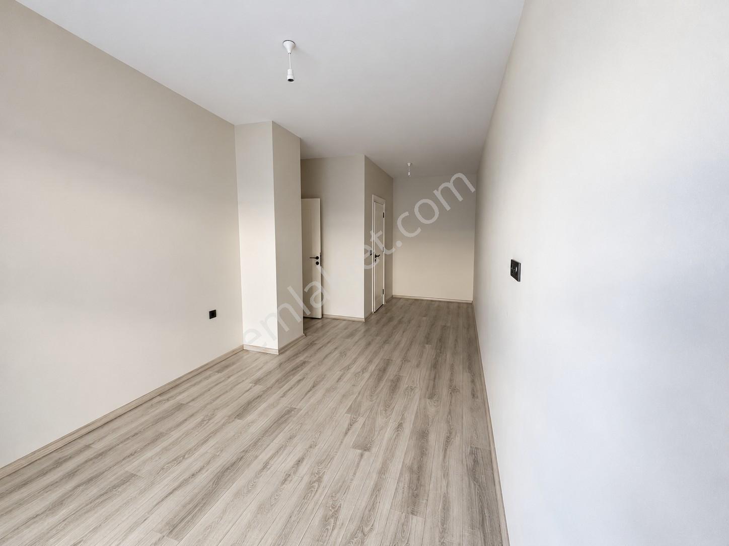 Expert'ten Viale House Sitesi'nde Satılık 3.5+1 Geniş Daire — fotoğraf 8