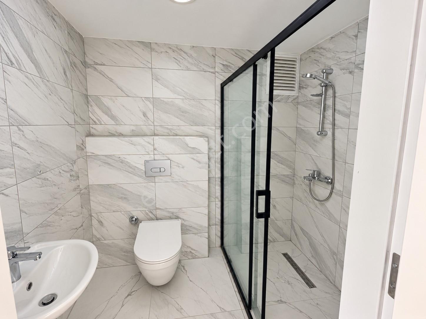 Expert'ten Viale House Sitesi'nde Satılık 3.5+1 Geniş Daire — fotoğraf 12