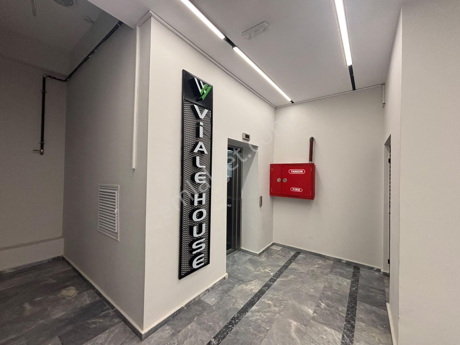 Expert'ten Viale House Sitesi'nde Satılık 3.5+1 Geniş Daire — fotoğraf 17