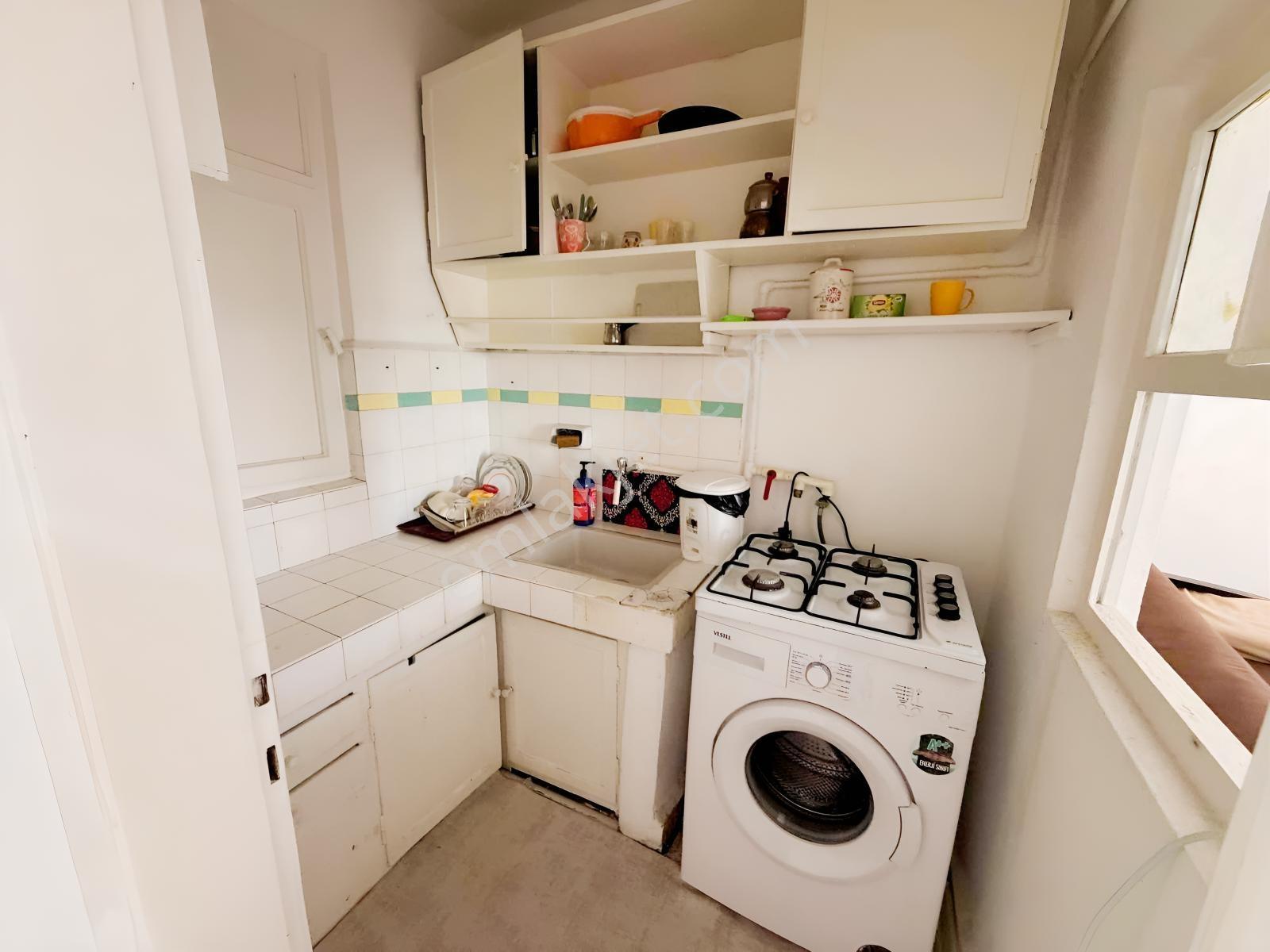 Kumburgaz Denize Sıfır Sitede Eşyalı 1+1 — fotoğraf 7