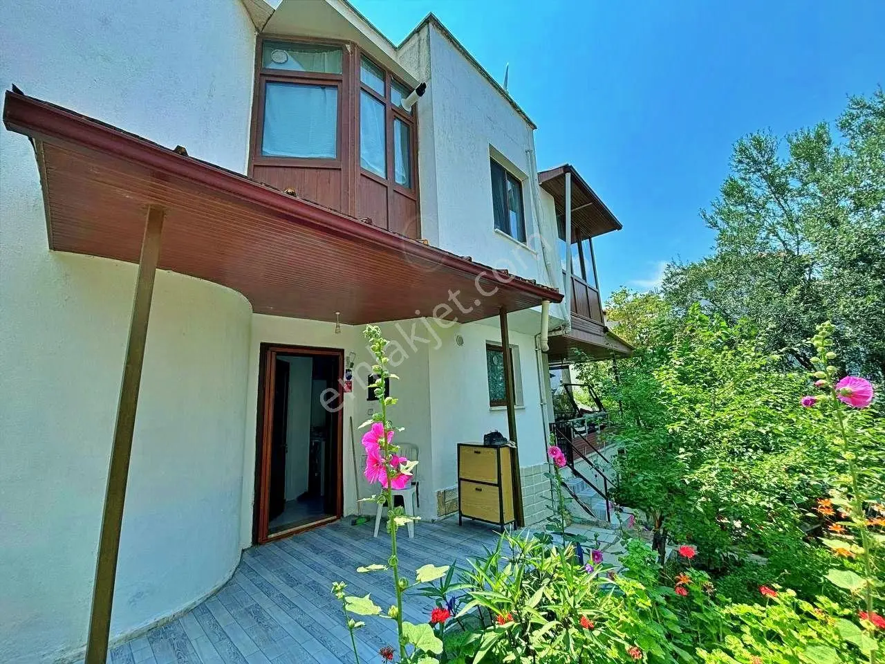 Uytundan Pelitköyde Denize 150 Metre Bahçe Kullanımlı 3+1 Villa — fotoğraf 2