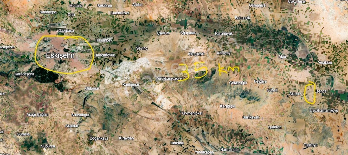 Eskişehir Alpu Esence 50 Metre Asfalt Cepheli 7000 M2 Tarla — fotoğraf 3