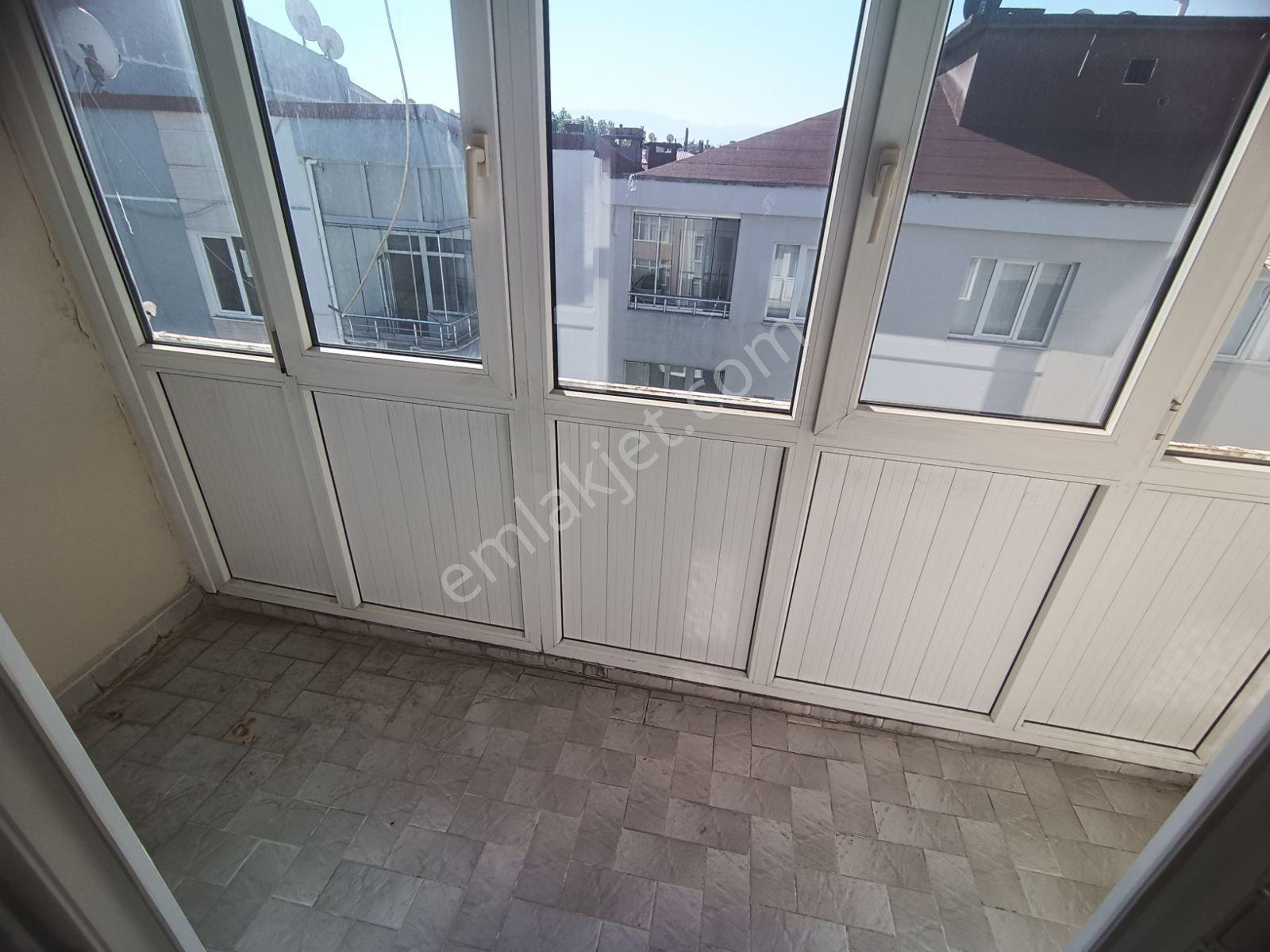 İlkadım'da Satılık 3+1 Deniz Manzaralı Daire — fotoğraf 9