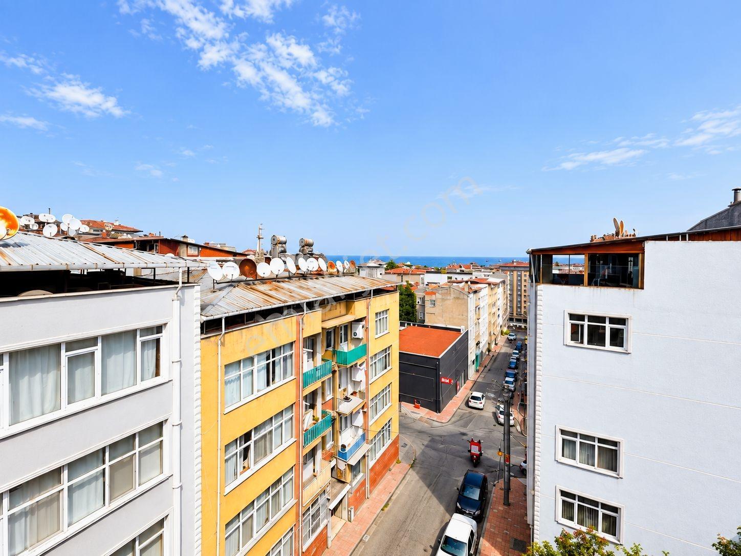 İlkadım'da Satılık 3+1 Deniz Manzaralı Daire — fotoğraf 25