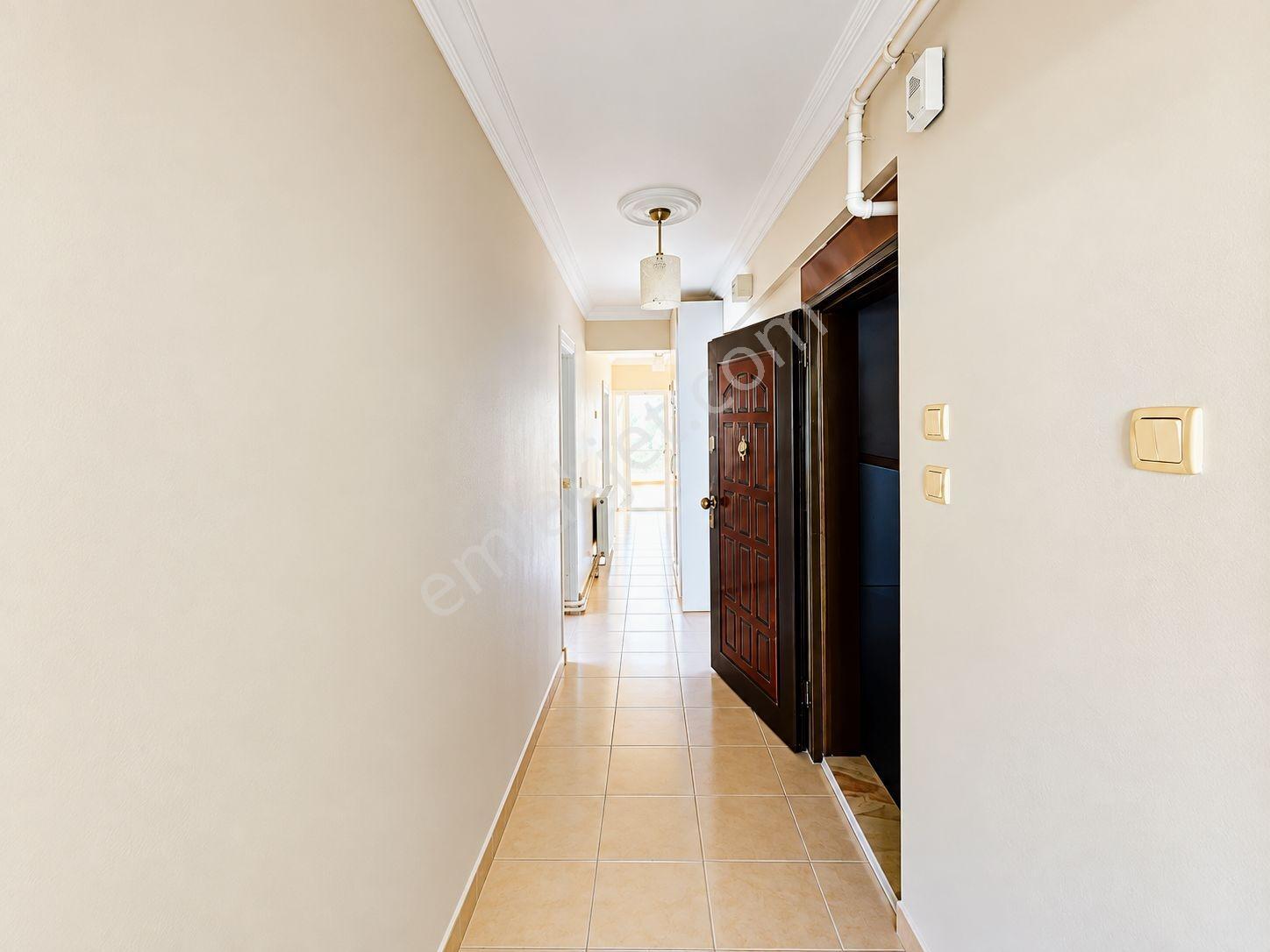 İlkadım'da Satılık 3+1 Deniz Manzaralı Daire — fotoğraf 26