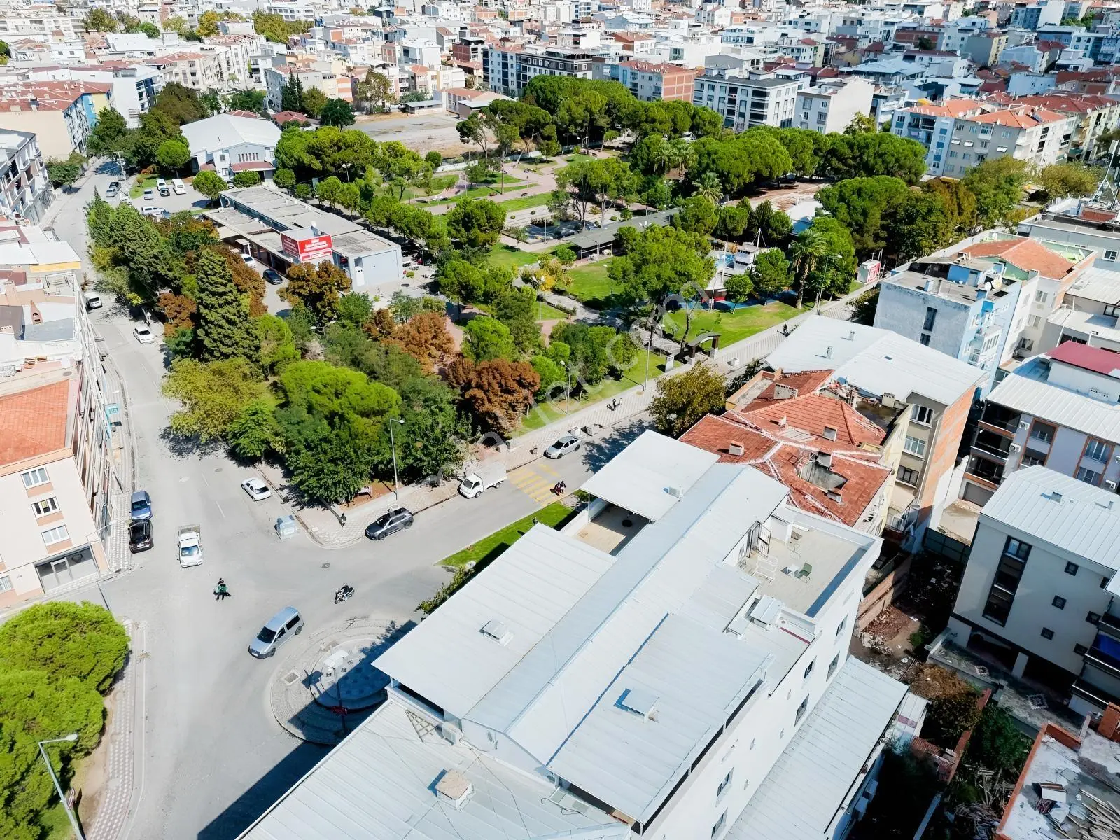 Atatürk Mahallesinde Müstakil Evli 175 M² 3 Kat İmarlı Arsa — fotoğraf 5
