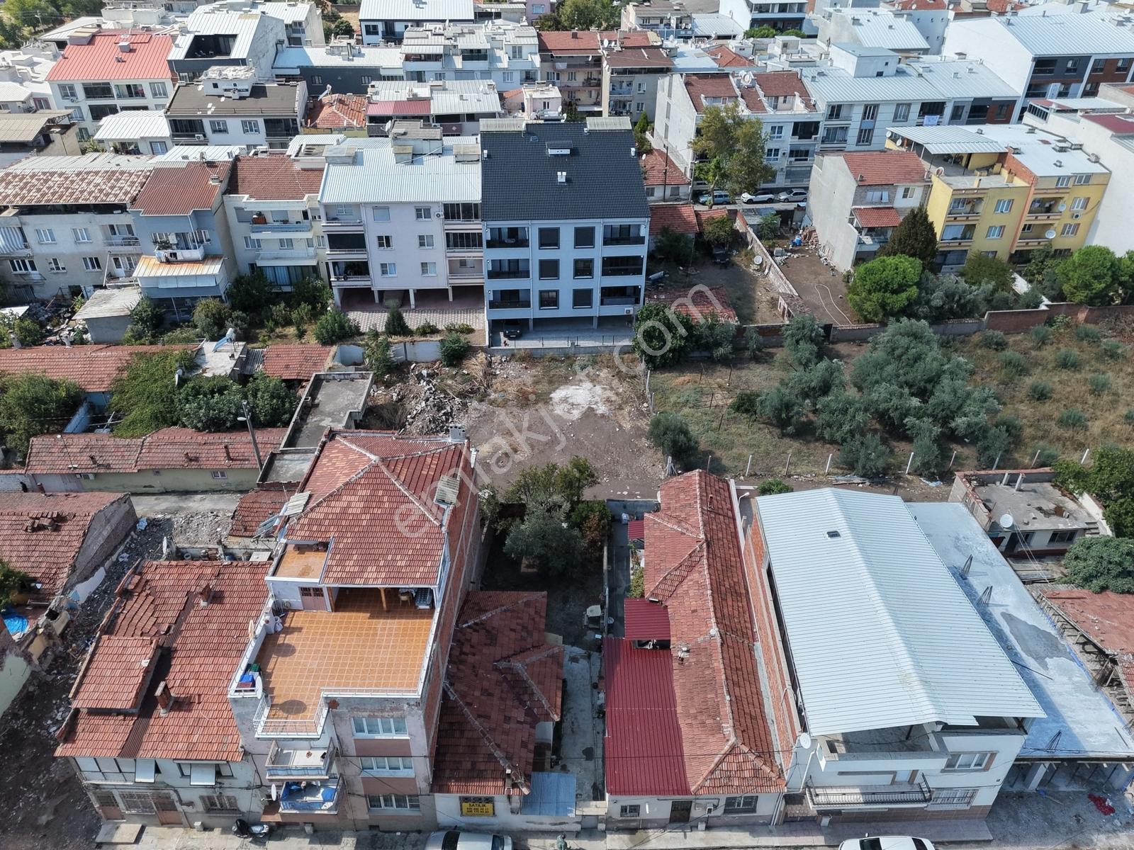 Atatürk Mahallesinde Müstakil Evli 175 M² 3 Kat İmarlı Arsa — fotoğraf 16