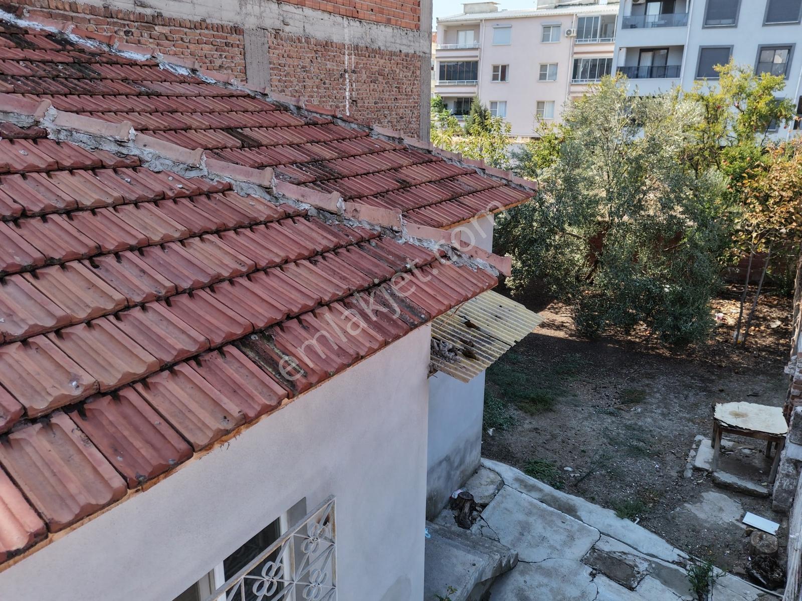 Atatürk Mahallesinde Müstakil Evli 175 M² 3 Kat İmarlı Arsa — fotoğraf 24