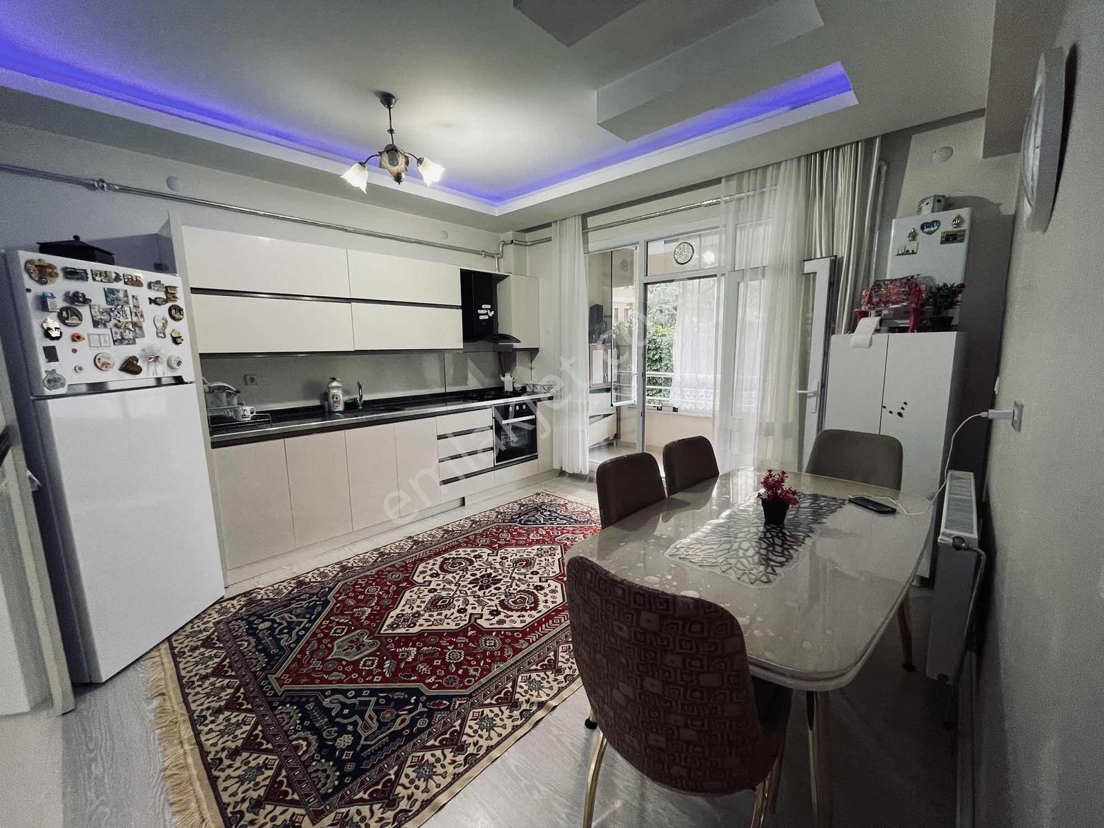 Toptancılar Civarı Siteli Güvenlikli Acil Satılık 4+1 — fotoğraf 2