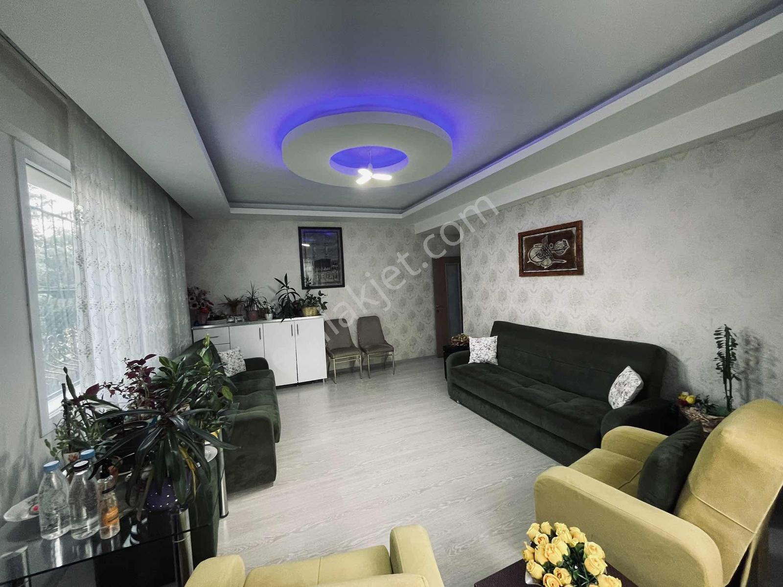 Toptancılar Civarı Siteli Güvenlikli Acil Satılık 4+1 — fotoğraf 7