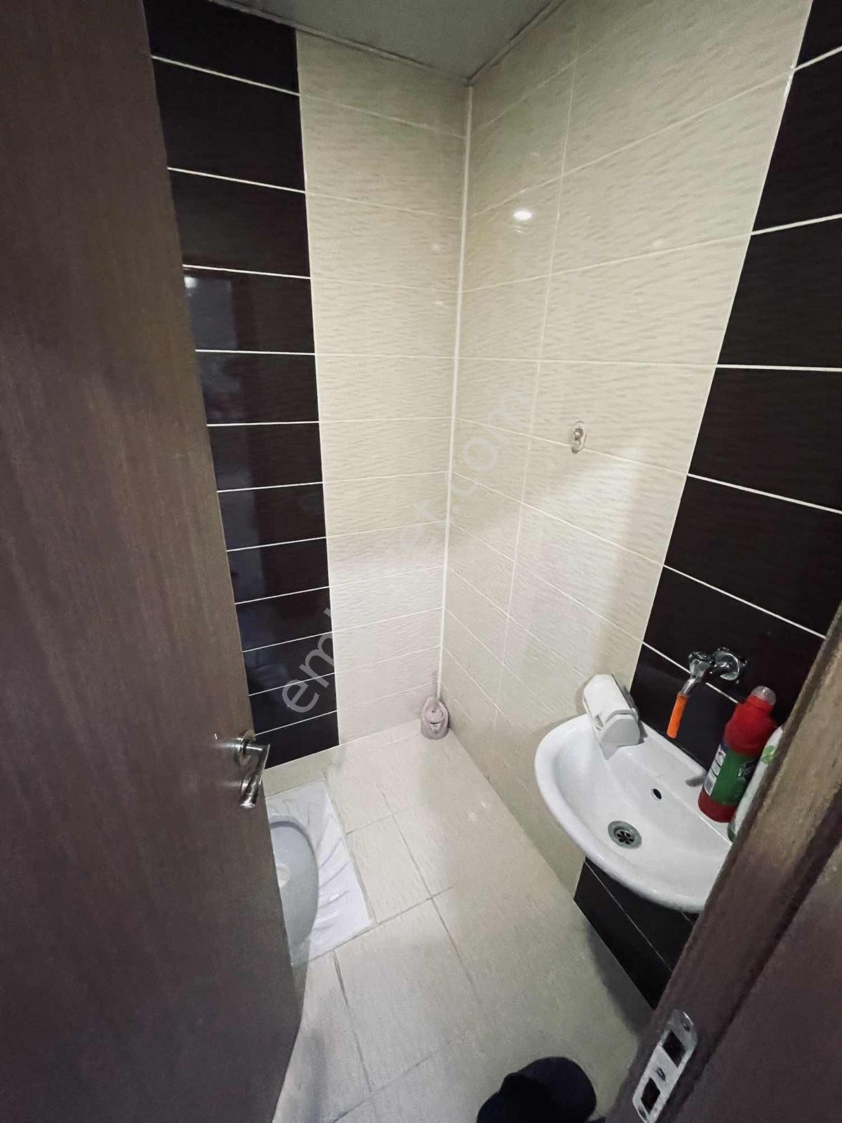 Toptancılar Civarı Siteli Güvenlikli Acil Satılık 4+1 — fotoğraf 21