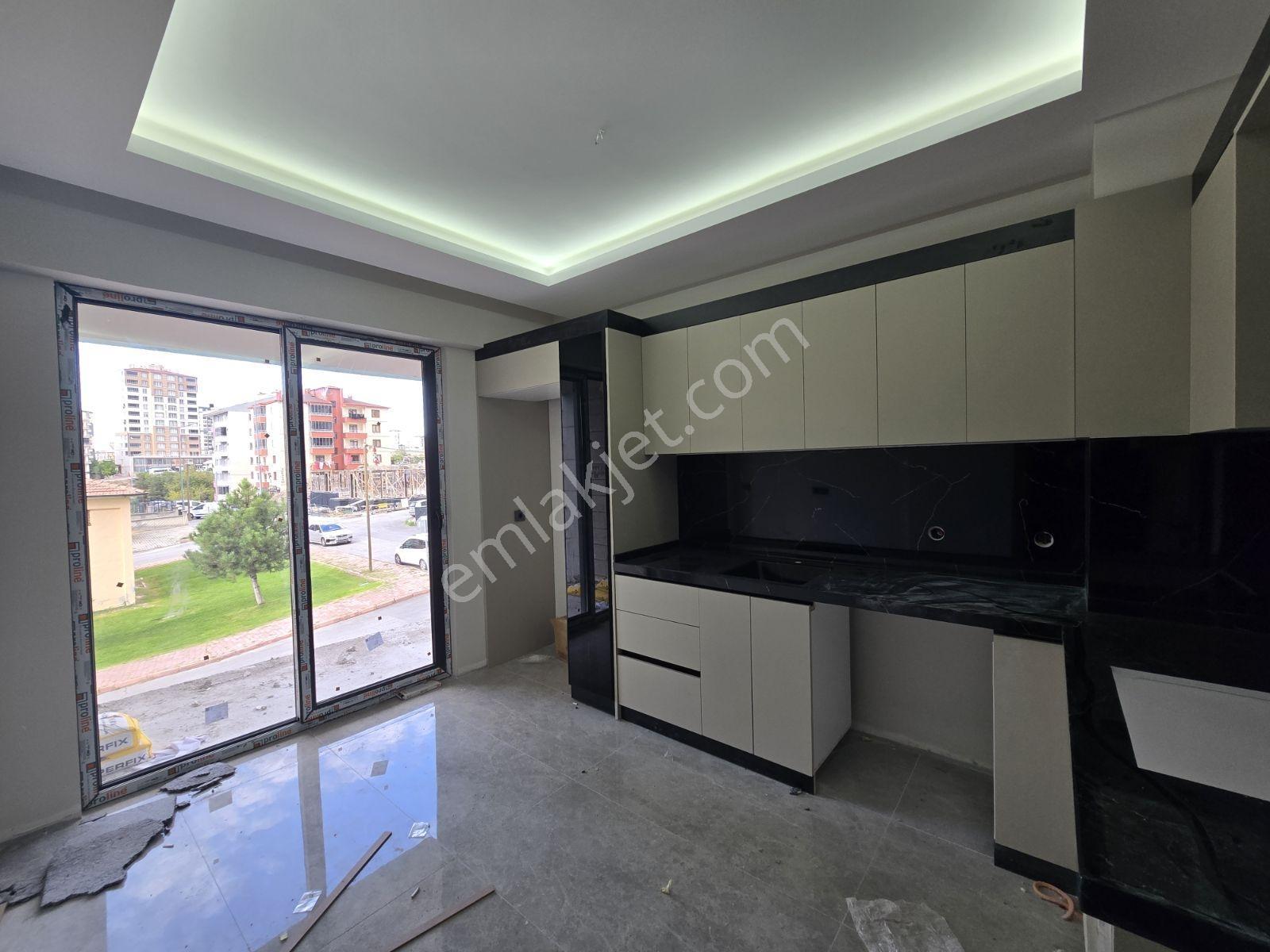 Şirintepe'de Satılık 2.5+1 Daire — fotoğraf 6