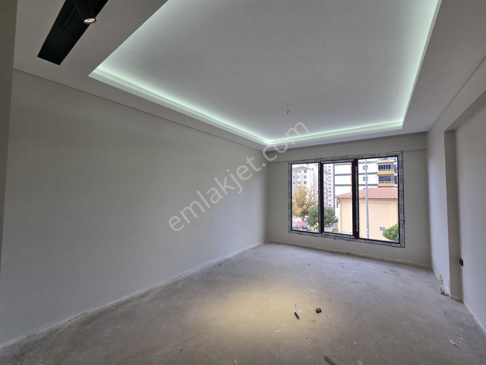Şirintepe'de Satılık 2.5+1 Daire — fotoğraf 7