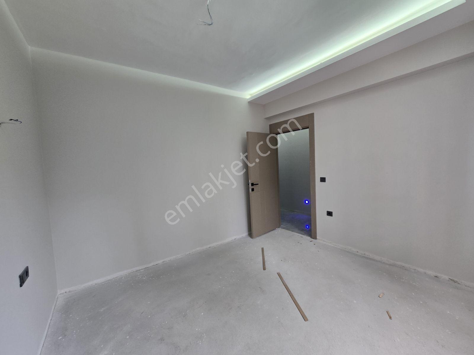Şirintepe'de Satılık 2.5+1 Daire — fotoğraf 9