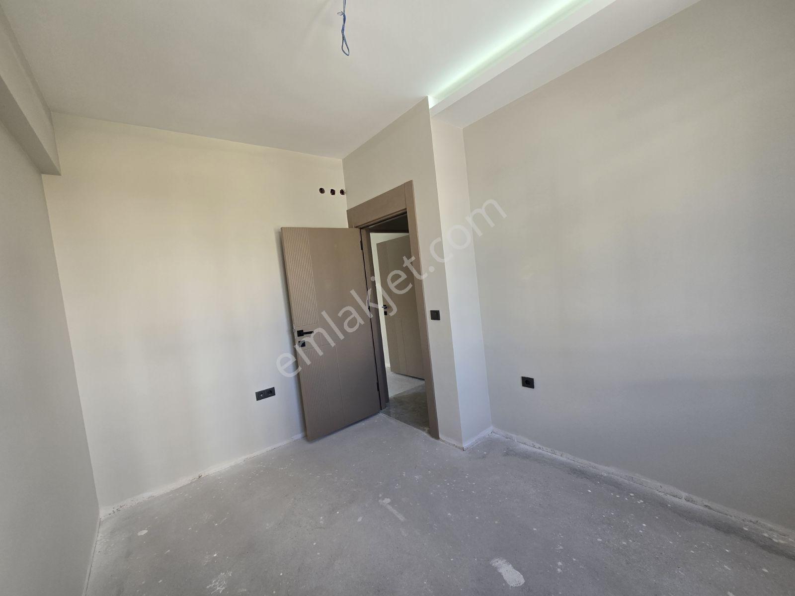 Şirintepe'de Satılık 2.5+1 Daire — fotoğraf 14
