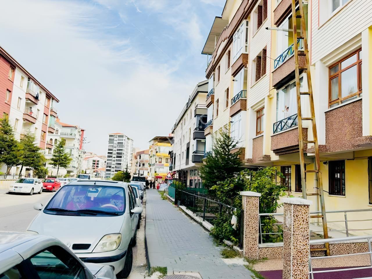 Keçiören Hacı Ayşe İlkokulu Yanı Satılık 3+1 Daire — fotoğraf 3