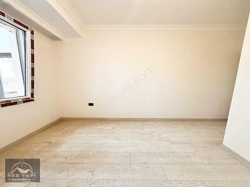Beylikdüzü'nde İskanlı Sıfır Oturuma Hazır 2+1 Arakat Daire! — fotoğraf 22