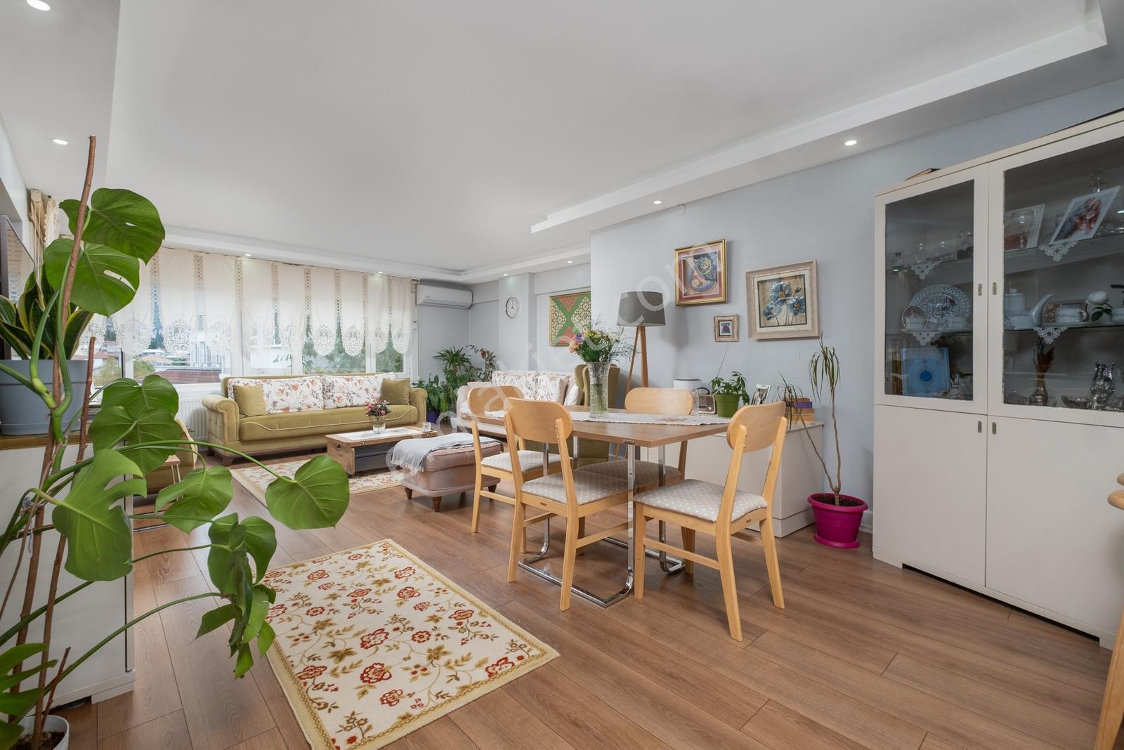 Remax Advantage'Den Heykel Erkek Lisesi Yanı 2+1 Satılık Daire