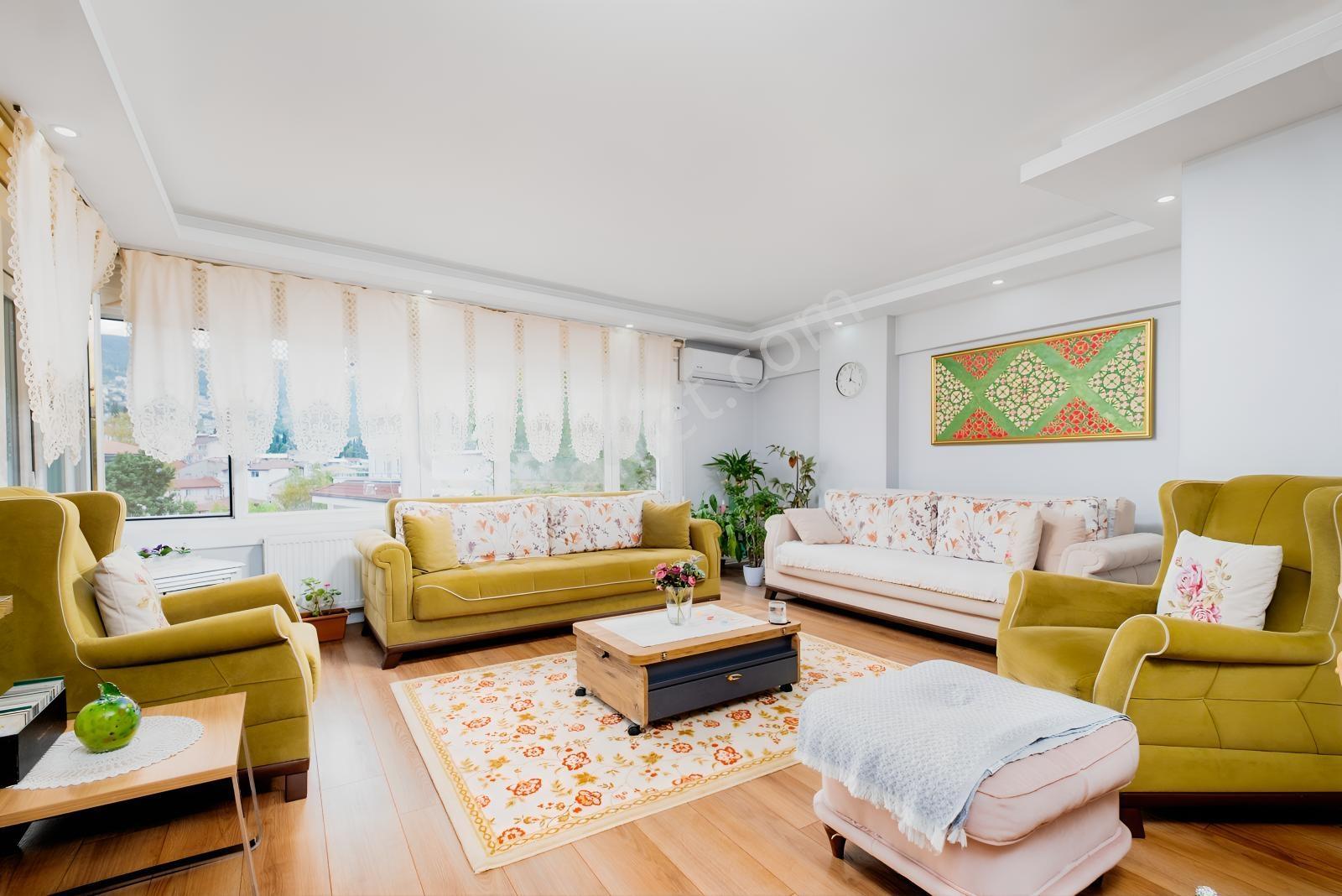 Remax Advantage'den Heykel Erkek Lisesi Yanı 2+1 Satılık Daire — fotoğraf 2