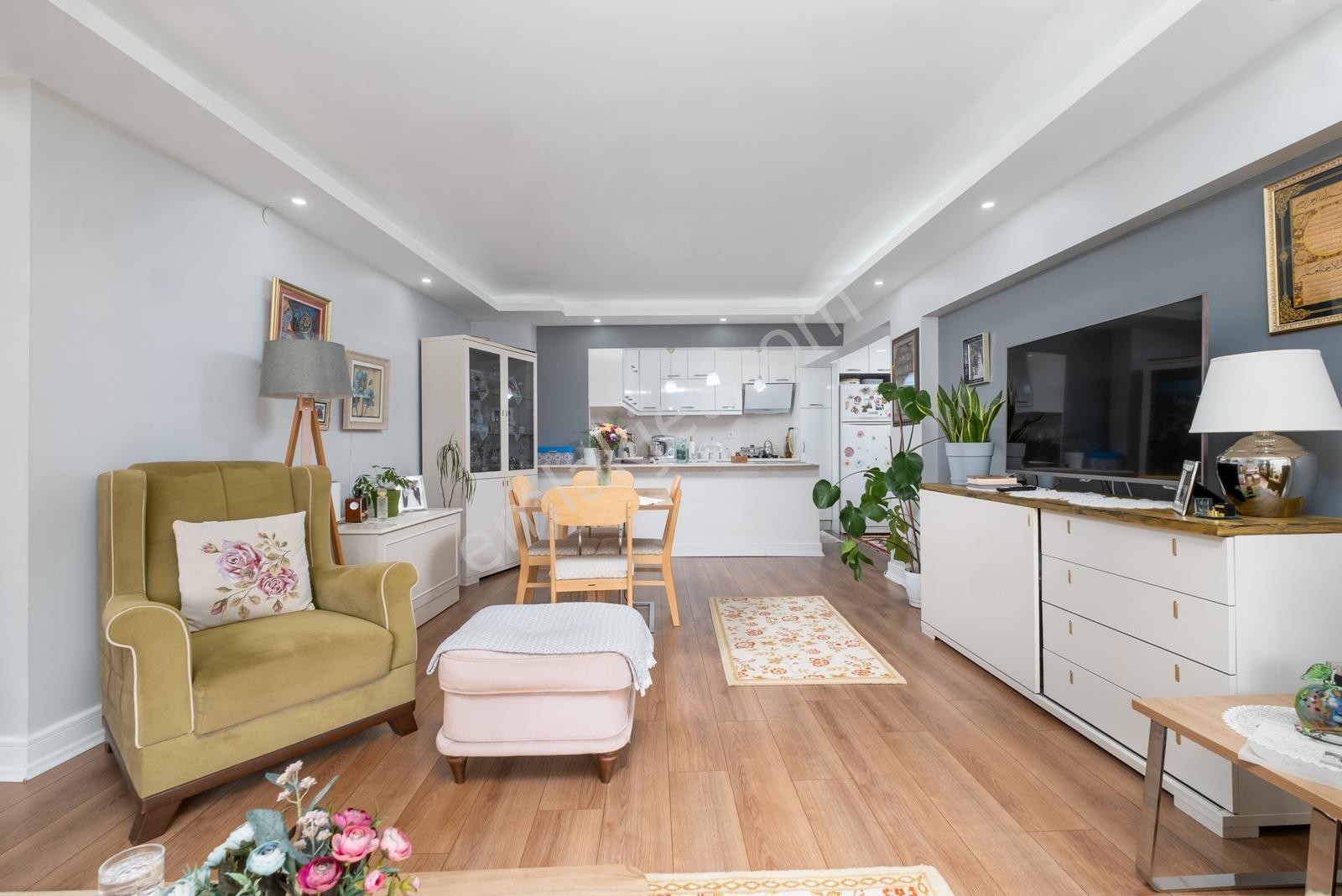 Remax Advantage'den Heykel Erkek Lisesi Yanı 2+1 Satılık Daire — fotoğraf 4