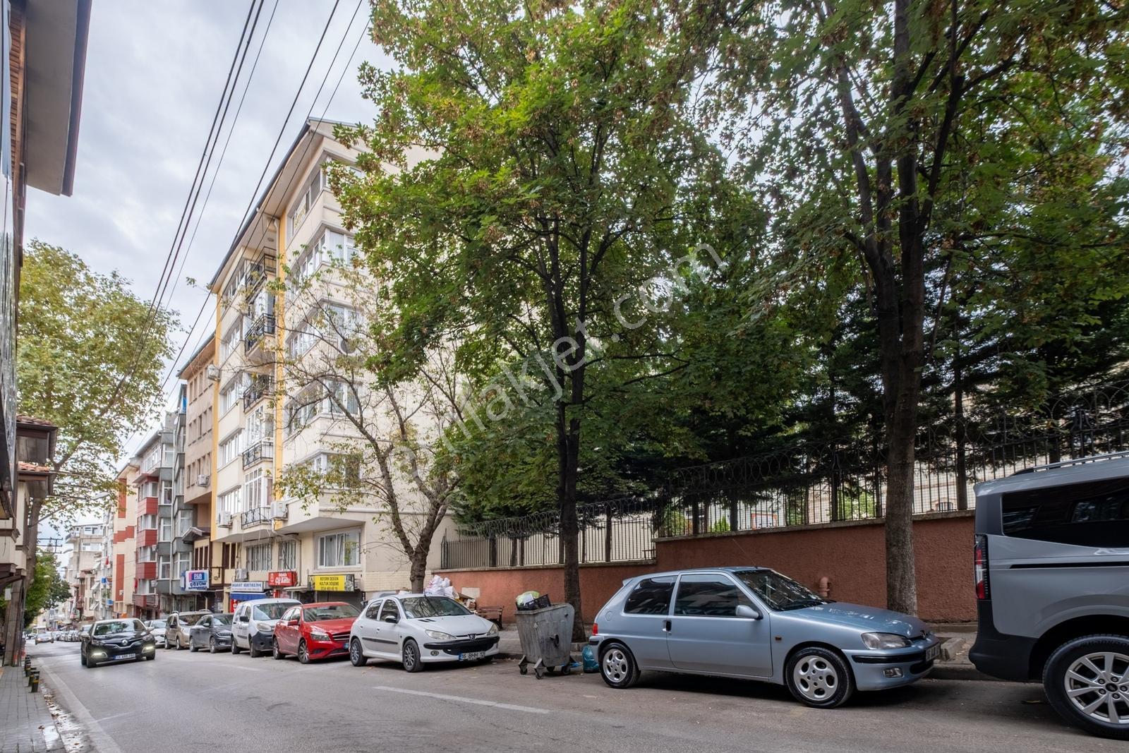 Remax Advantage'den Heykel Erkek Lisesi Yanı 2+1 Satılık Daire — fotoğraf 32