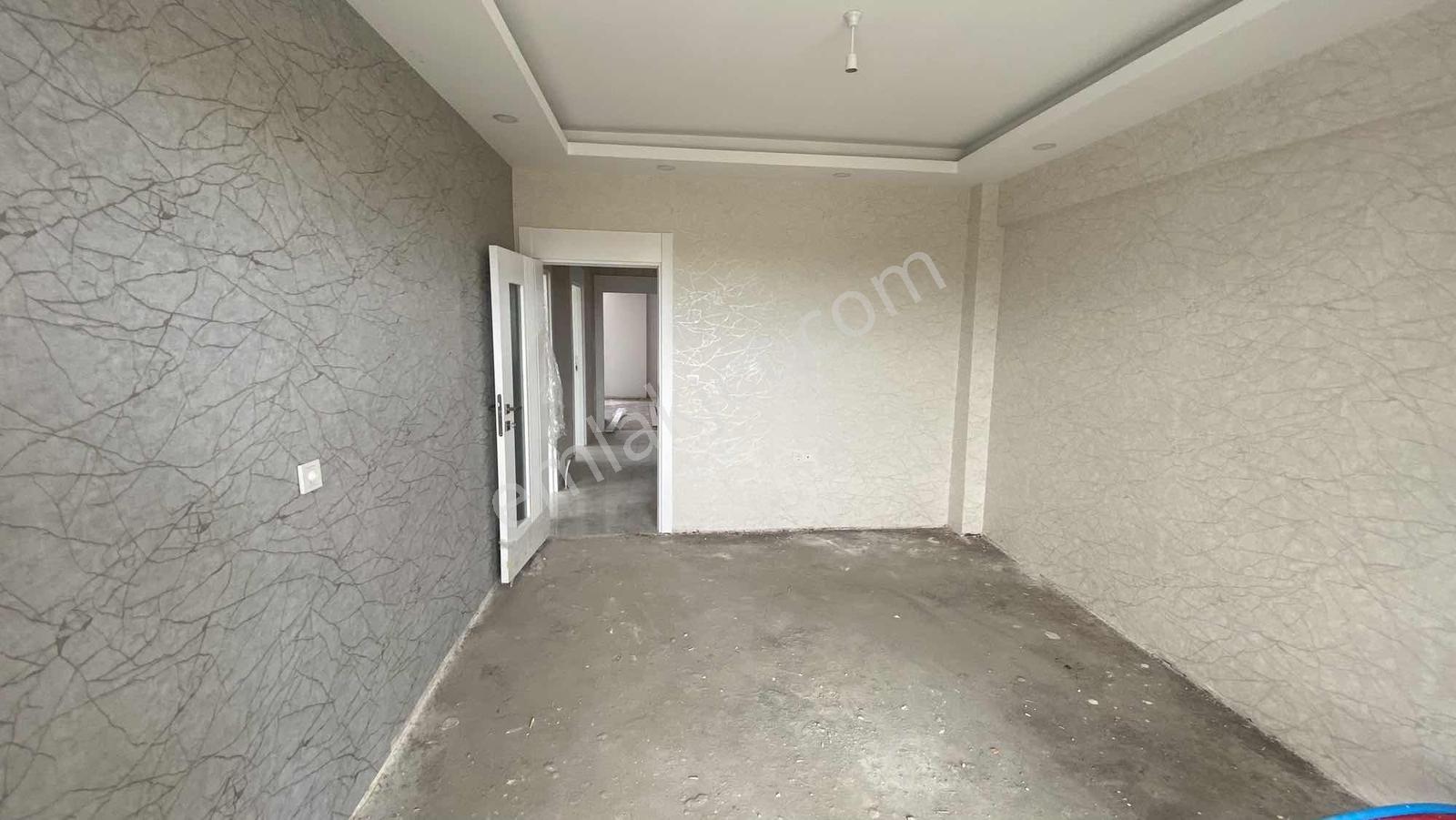 Ümit Emlak|acilataşehir Mah.ana Cadde Üzeri 3+1 Daireler|ara Kat — fotoğraf 9