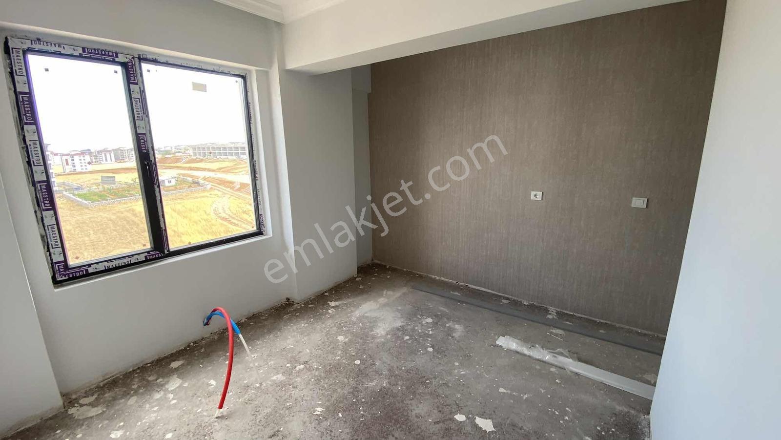 Ümit Emlak|acilataşehir Mah.ana Cadde Üzeri 3+1 Daireler|ara Kat — fotoğraf 15
