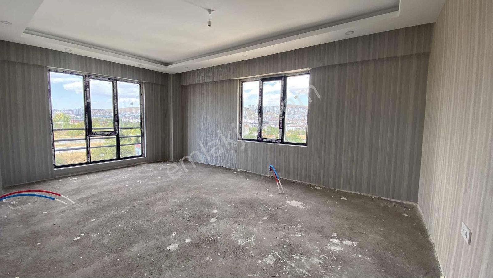 Ümit Emlak|acilataşehir Mah.ana Cadde Üzeri 3+1 Daireler|ara Kat — fotoğraf 21