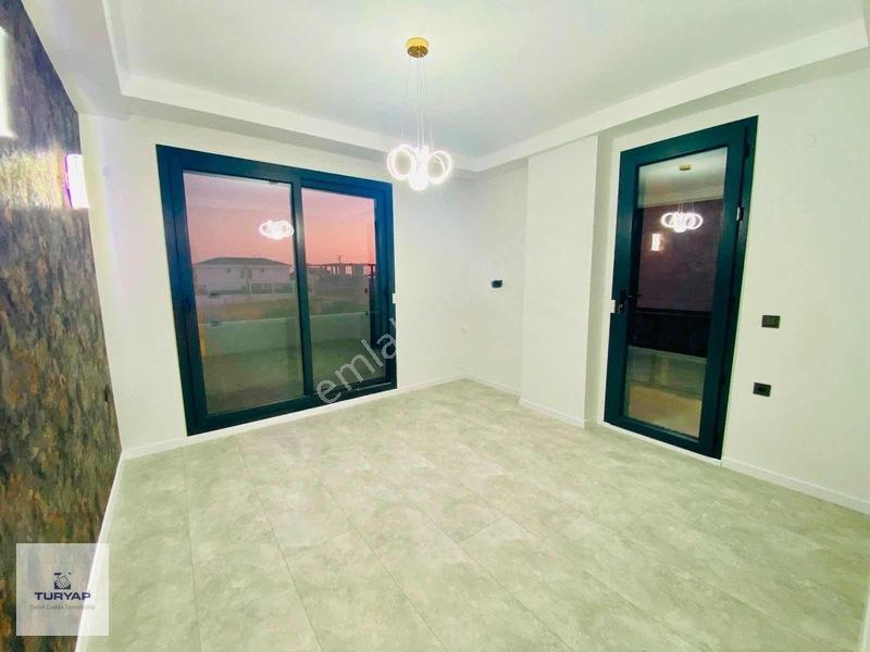Didim'de Zemin Katta Odası Olan 3+1 Havuzlu Villa Fırsatı — fotoğraf 8