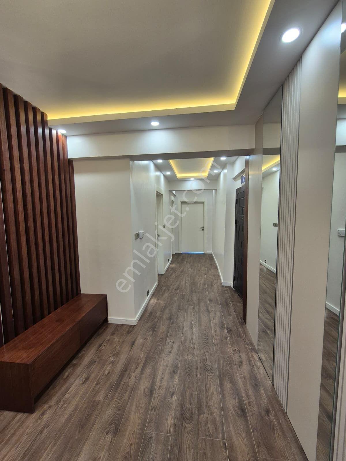 Emin Emlak Satıyor..çarşı Merkezde Asansörlü Lüks Dubleks Daire — fotoğraf 12