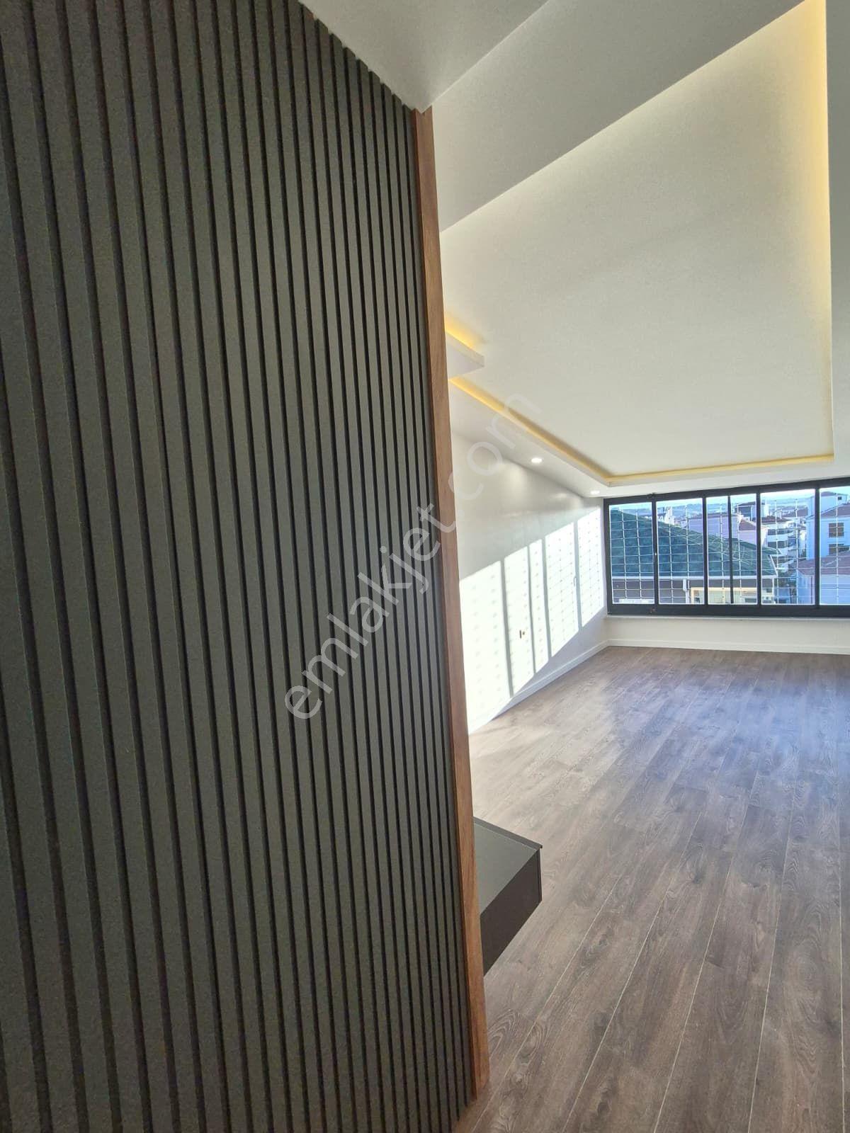 Emin Emlak Satıyor..çarşı Merkezde Asansörlü Lüks Dubleks Daire — fotoğraf 13