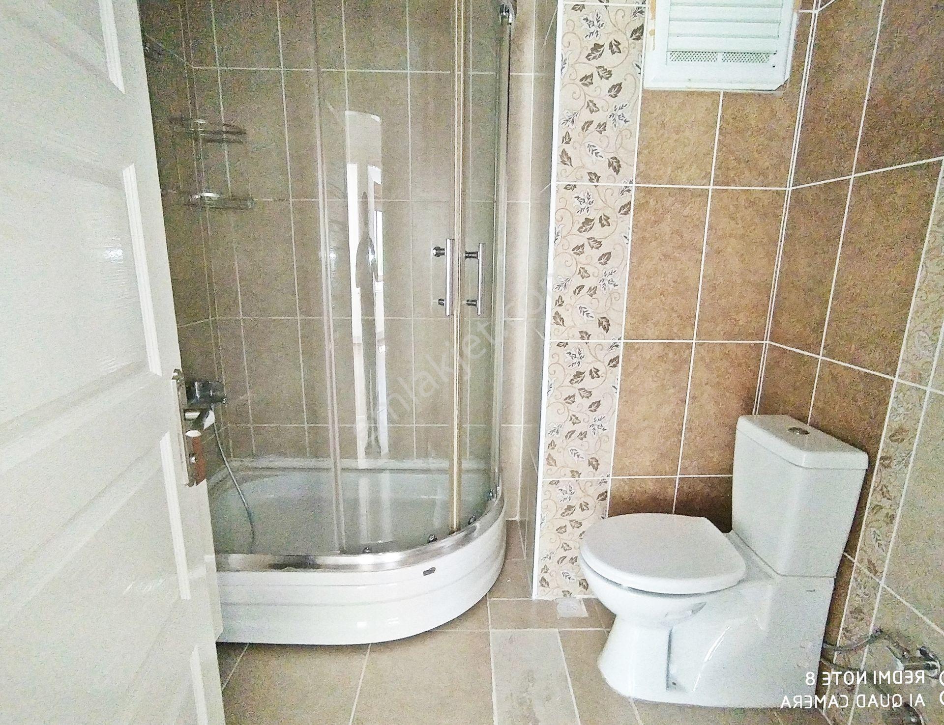 Mertcan'dan Yakacık Meydana Yürüme Kredi Limitsiz 3+1 İskanlı - Balkonlu — fotoğraf 7