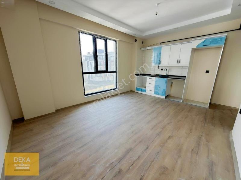 Deka Gayrimenkul'den Yüksek Kredili 1+1 Fırsat Daire — fotoğraf 2