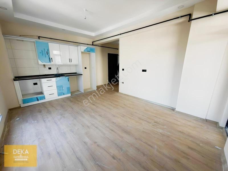 Deka Gayrimenkul'den Yüksek Kredili 1+1 Fırsat Daire — fotoğraf 4