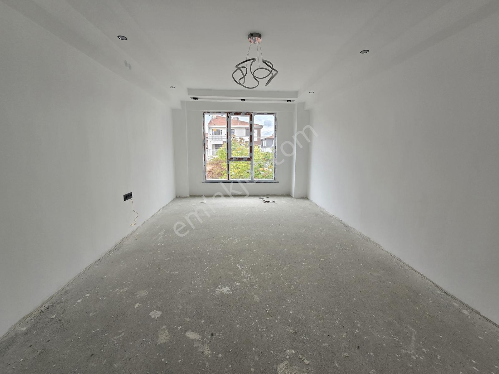 Rw Nest'ten Zafer Mh Yerden Isıtmalı, Asansörlü 2+1 Daire — fotoğraf 6