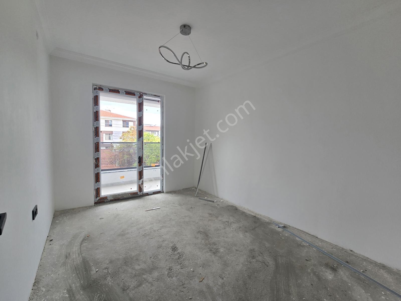 Rw Nest'ten Zafer Mh Yerden Isıtmalı, Asansörlü 2+1 Daire — fotoğraf 13