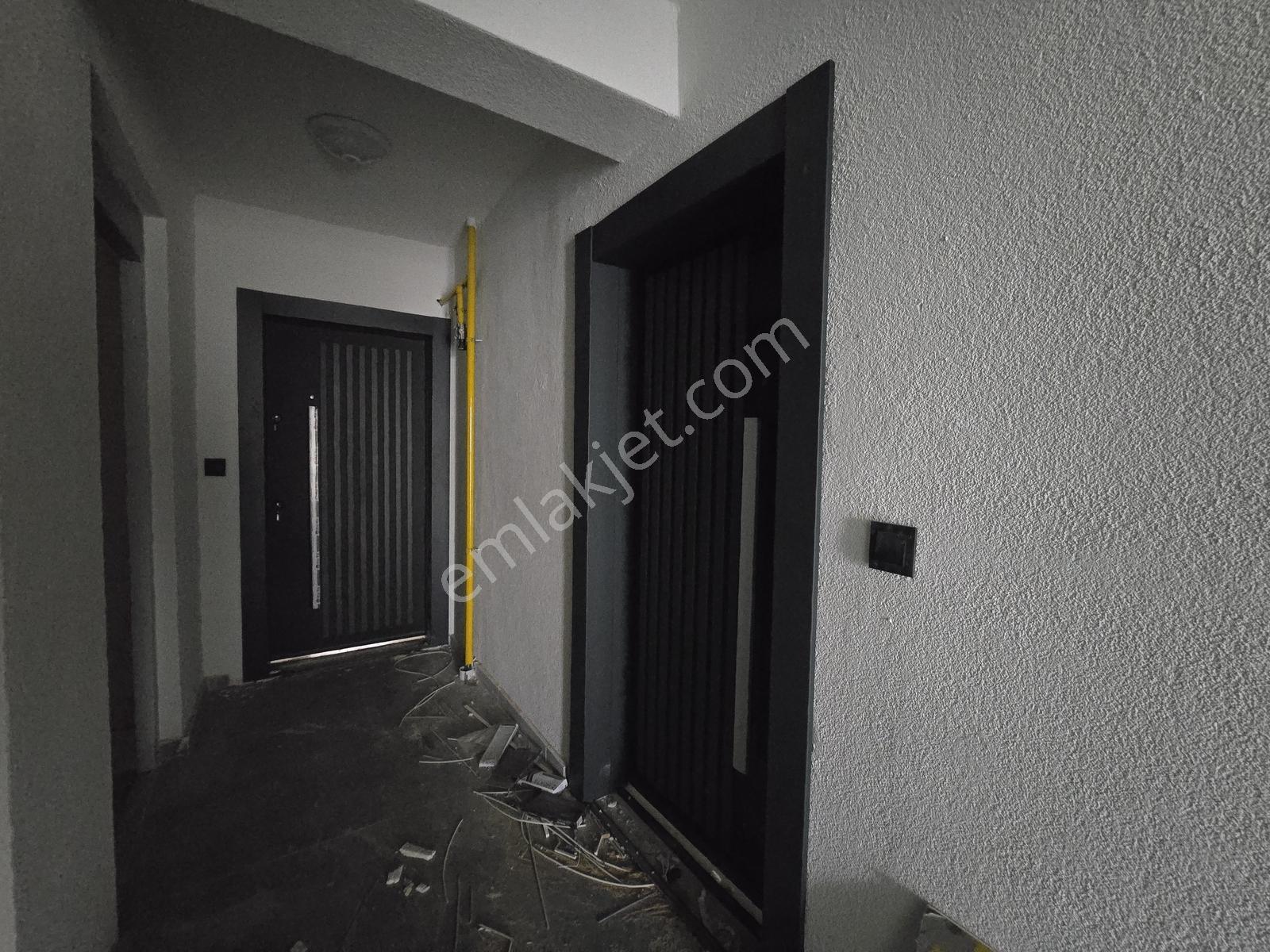 Rw Nest'ten Zafer Mh Yerden Isıtmalı, Asansörlü 2+1 Daire — fotoğraf 23