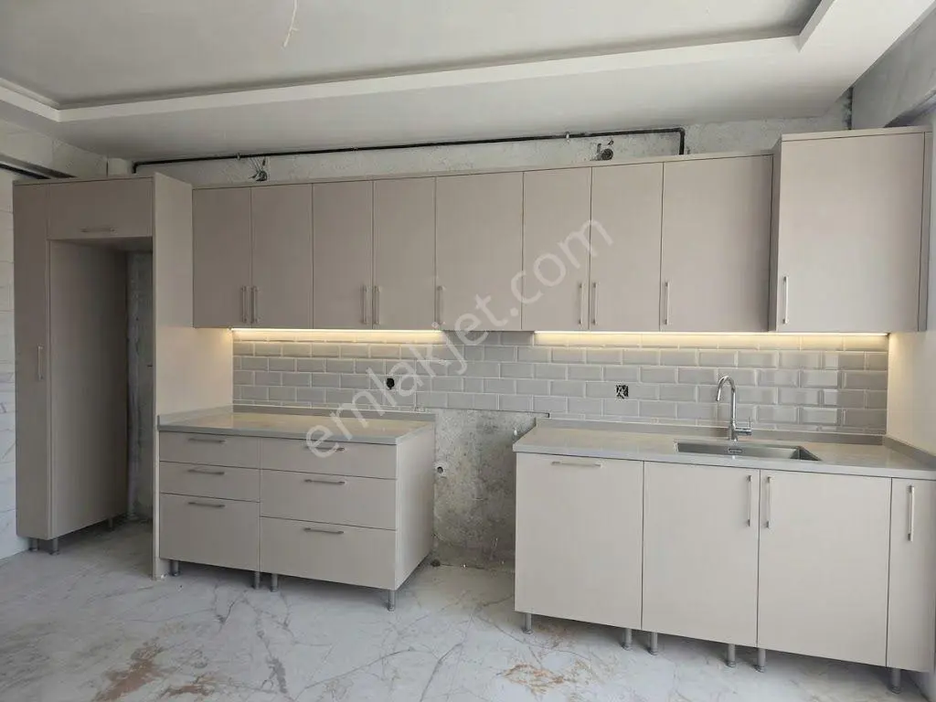 Salih Bilici Gayrimenkuol'den Konya/karapınar Apak Mahallesi'nde Satılık 2+1 Daire — fotoğraf 5