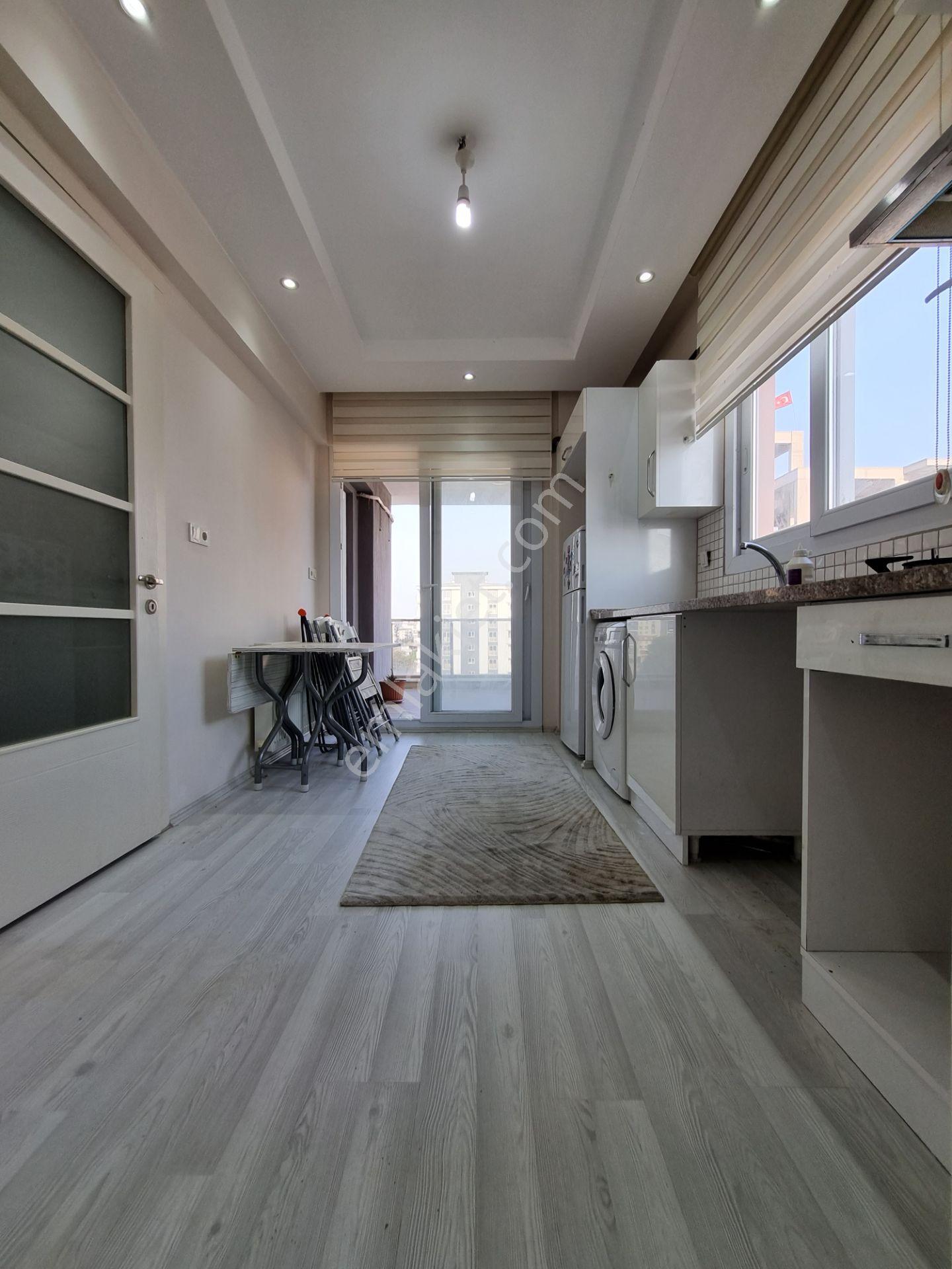 Yeşil Mah.'de Hastane Yanı 1+0 Eşyalı Kiracılı Satılık Daire — fotoğraf 9