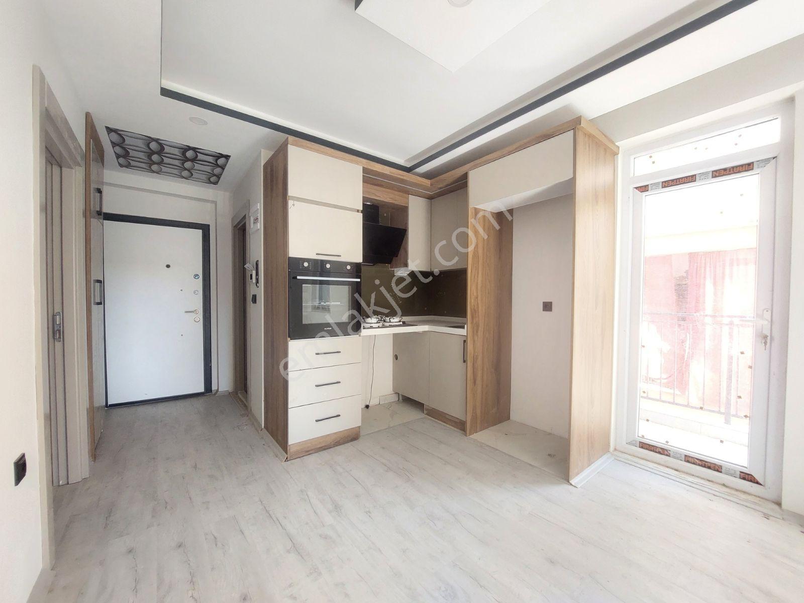 Kuzeyyaka'da Uygun Fiyat 2+1 90m2 Katta Sıfır Asansörlü — fotoğraf 2