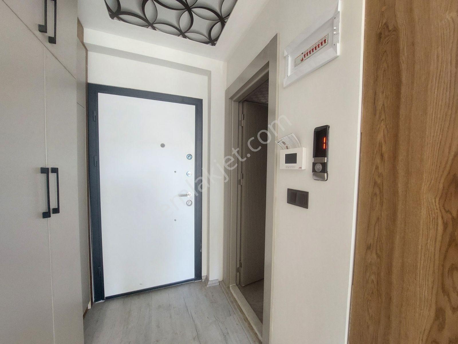 Kuzeyyaka'da Uygun Fiyat 2+1 90m2 Katta Sıfır Asansörlü — fotoğraf 13