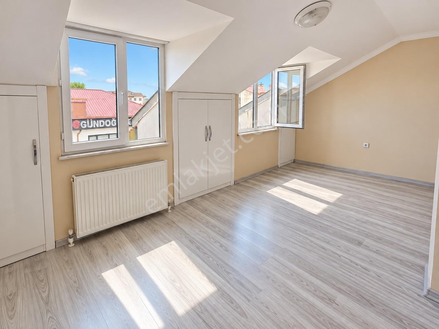 Century21den Cumhuriyetde 120 M² Net 3+1 Acil Satılık — fotoğraf 12