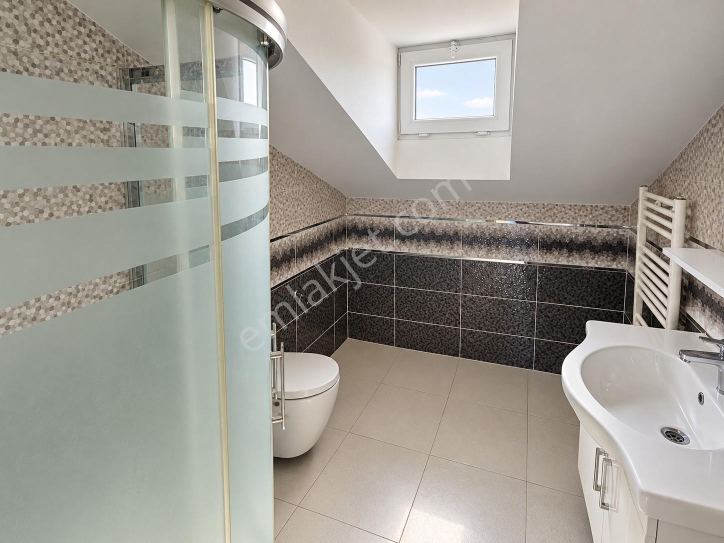 Century21den Cumhuriyetde 120 M² Net 3+1 Acil Satılık — fotoğraf 17